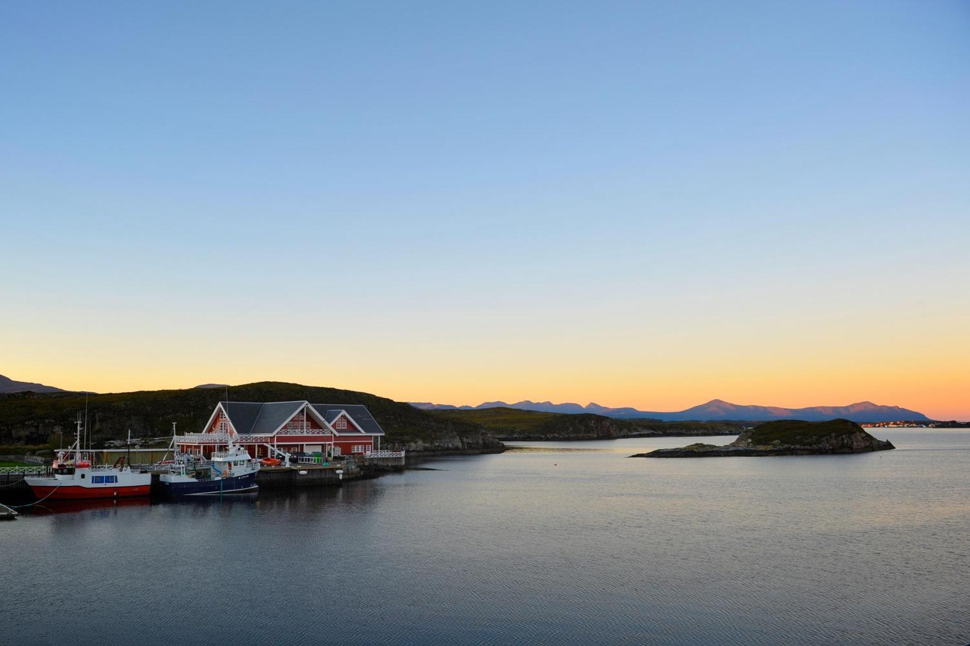 LitlrossoyaAtlantic Road Seaside Housingアパートメント エクステリア 写真